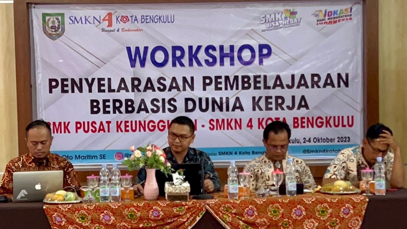 Tim Inovindo menjadi Narasumber kegiatan Workshop Penyelarasan Pembelajaran Berbasis Dunia Kerja di SMKN 4 Kota Bengkulu